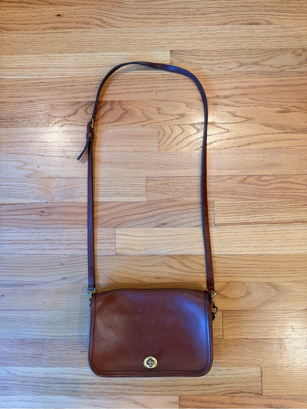 Vintage Coach Dinky Bag 9755 | Brown Glove Tanned Leather Flap Crossbody